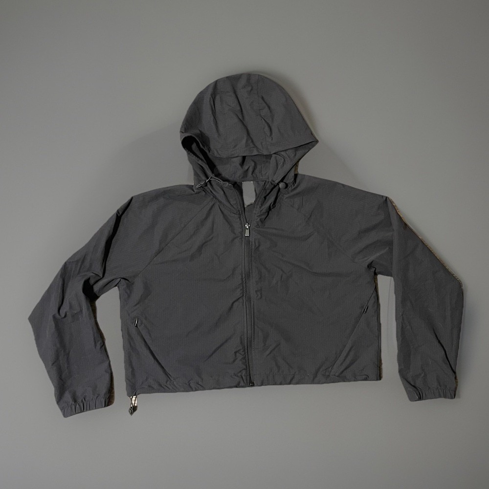 Mono B Woman's Black‎ Light Jacket Full Zip Cropped W/ Hood Medium